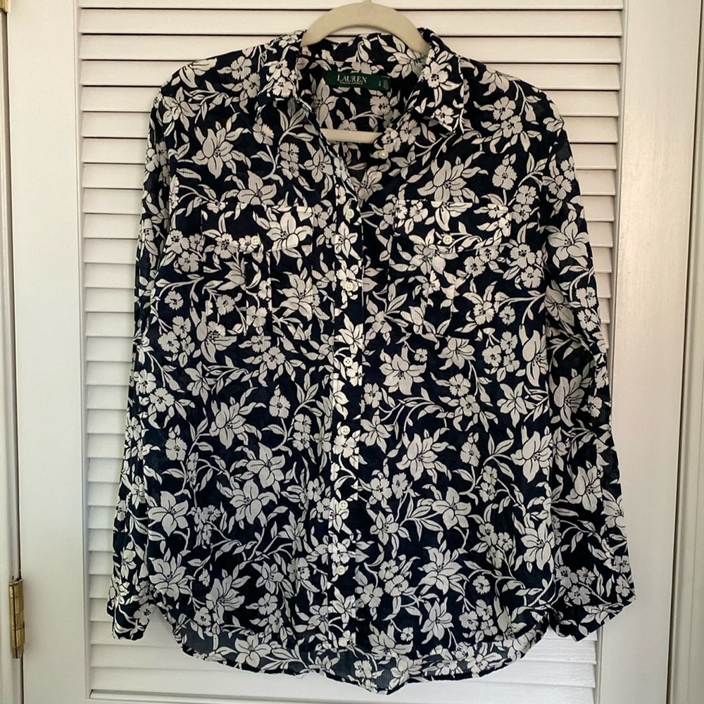 Lauren Ralph Lauren Shirt. Blue/White Print. Large
